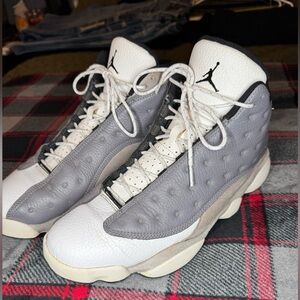 Air Jordan 13 Retro “Atmosphere Grey”